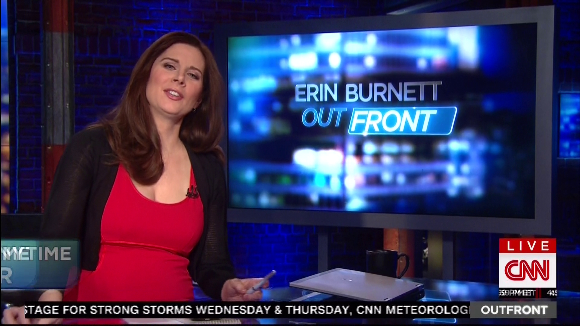 Erin Burnett Pregnant Part 1.